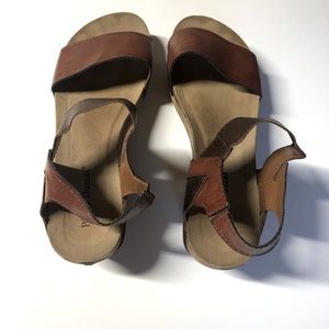 Pierre Dumas women sandals size 10. Worn once